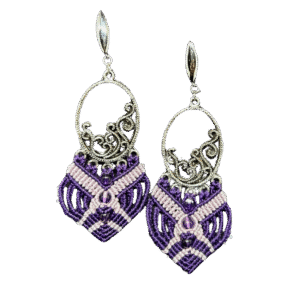 Lilla, inglise stiilis hõbe kinnitus, mikromakramee käsitöö